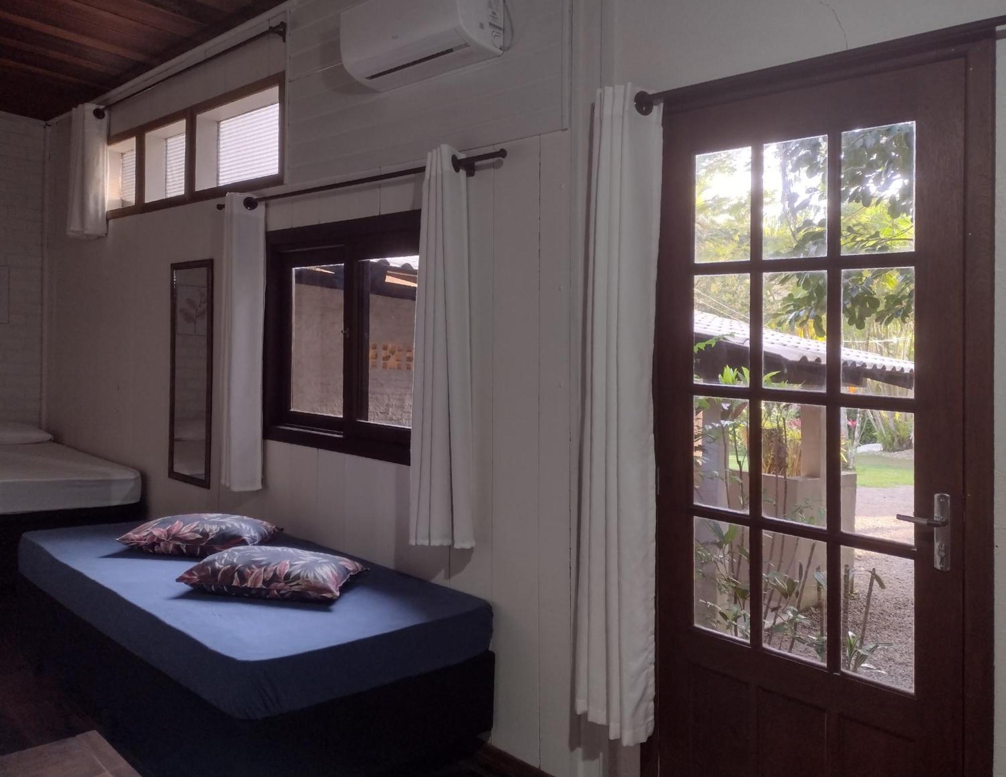 Holiday home Casas Porto Belo, Recanto Em Meio A Natureza E Proximo A